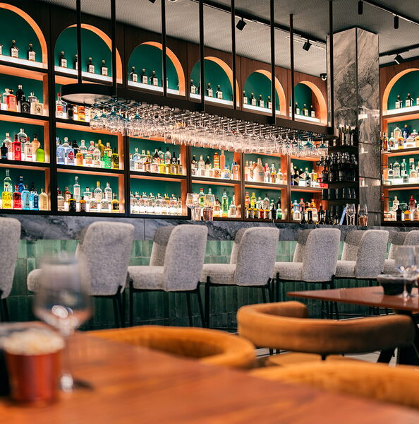 The Dry Gin & Beef Club Berlin - Gin-Kompetenz. Fleischkultur.